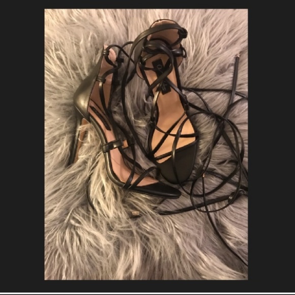 New Sexy Black Tie Up gladiator Heels - Picture 3 of 7